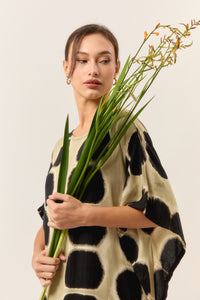 Noir Itajime Kaftan